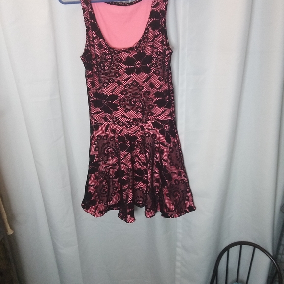 AMPM Pink Sleeveless Halter Mini Dress - Picture 2 of 4